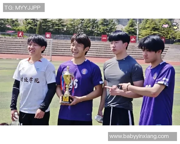 全国大学生足球联赛球星风采展现青年力量助力校园体育发展